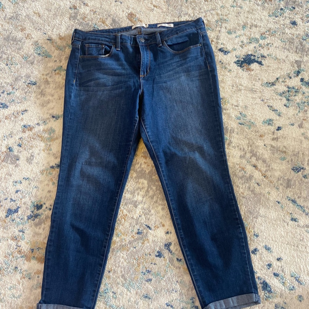 Classic Jessica Simpson Cropped Blue Women's Jeans
